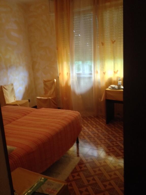 Bolano Albergo Il Cantuccio الغرفة الصورة
